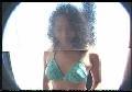 Yeux band�s cette asiatique se fait masser les seins